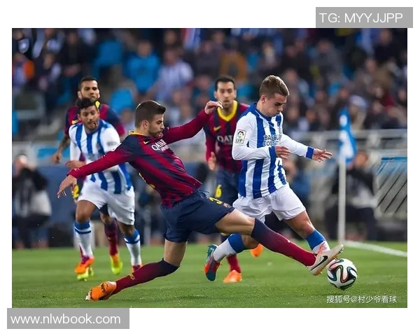 城南足球俱乐部与济州联队激战正酣期待精彩对决展现足球魅力与激情