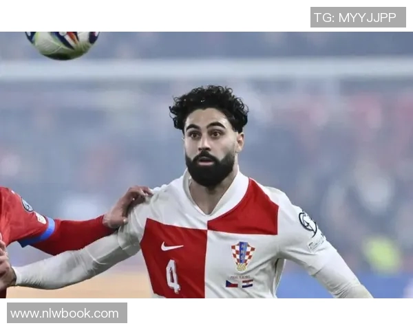 格瓦迪奥尔的崛起与未来展望：从年轻天才到足球界新星的蜕变之路