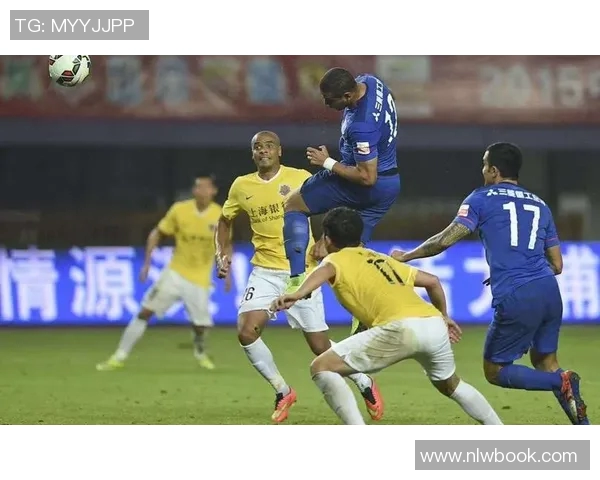 申花与申鑫激战正酣文字直播全程跟踪精彩瞬间不容错过 申花与申鑫激战正酣文字直播全程跟踪精彩瞬间不容错过