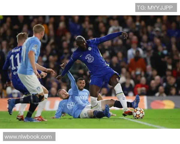 里斯本竞技迎战切尔西强强对话引发球迷热议与期待