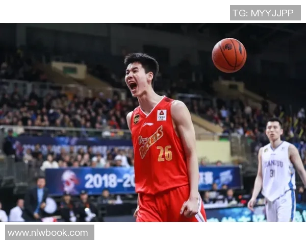 郭昊文:从篮球新星到职业生涯的辉煌之路探索与展望 郭昊文:从篮球新星到职业生涯的辉煌之路探索与展望