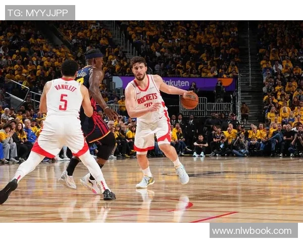 76人对决爵士首发阵容分析与比赛前瞻探讨 76人对决爵士首发阵容分析与比赛前瞻探讨